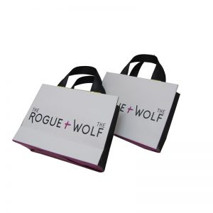white paper bags with handles